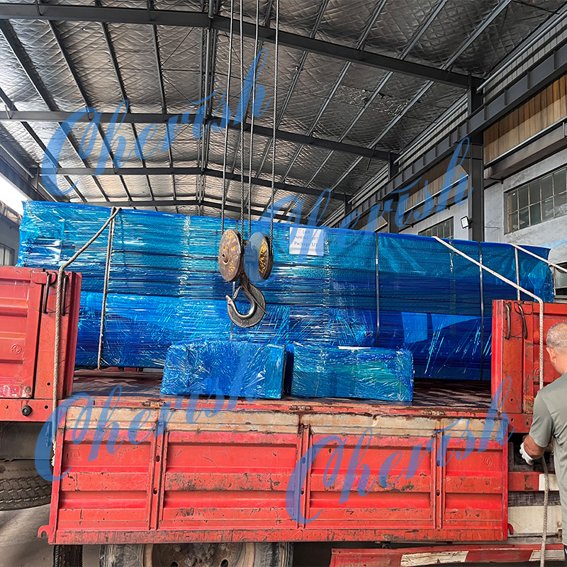 Shipping Four Post Car Stacker to Chile